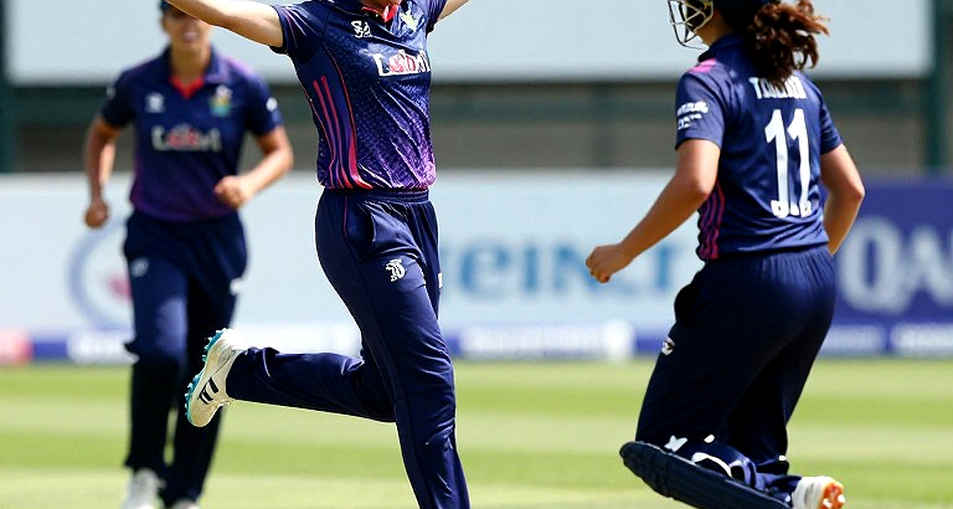 The 900-Over Threshold: Reopening the Spreadsheet on England's Young Seamers After Eight Years