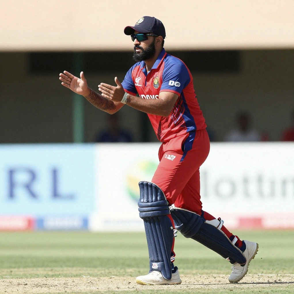৯৭-এ থেমে গিয়েছিল লেজার, তারপর ম্যাচ বদলাল তার মন: শাদাব-হারিসের ৮৯ রানের অডিটেড খতিয়ান