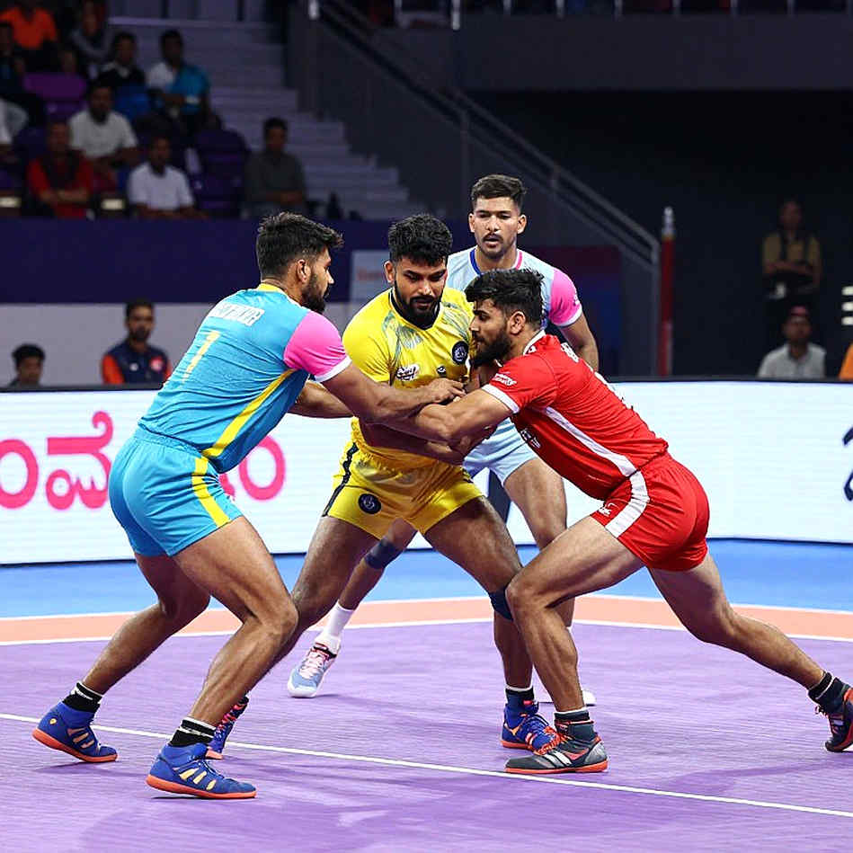 নেপালকে ৪৮-২৪: স্কোরবোর্ড যতটা বলে, তার চেয়ে বেশি বলে সেই লিগটা যেটা নেই