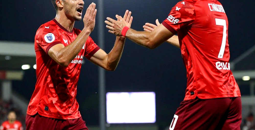 বাইশ মিনিটের নীরবতা: গিবস-হোয়াইট, টুখেলের কাঠামো, আর একটি ভাইরাল ভিডিওর আসল কাজ