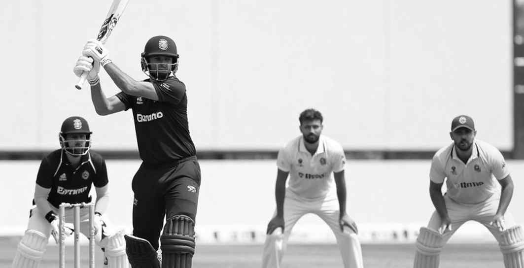 দুই মিনিটের ঘড়ি ও সফট সিগন্যালের মৃত্যু: এশিয়ার ক্রিকেটে তৃতীয় আম্পায়ার কাকে জবাবদিহি করেন?